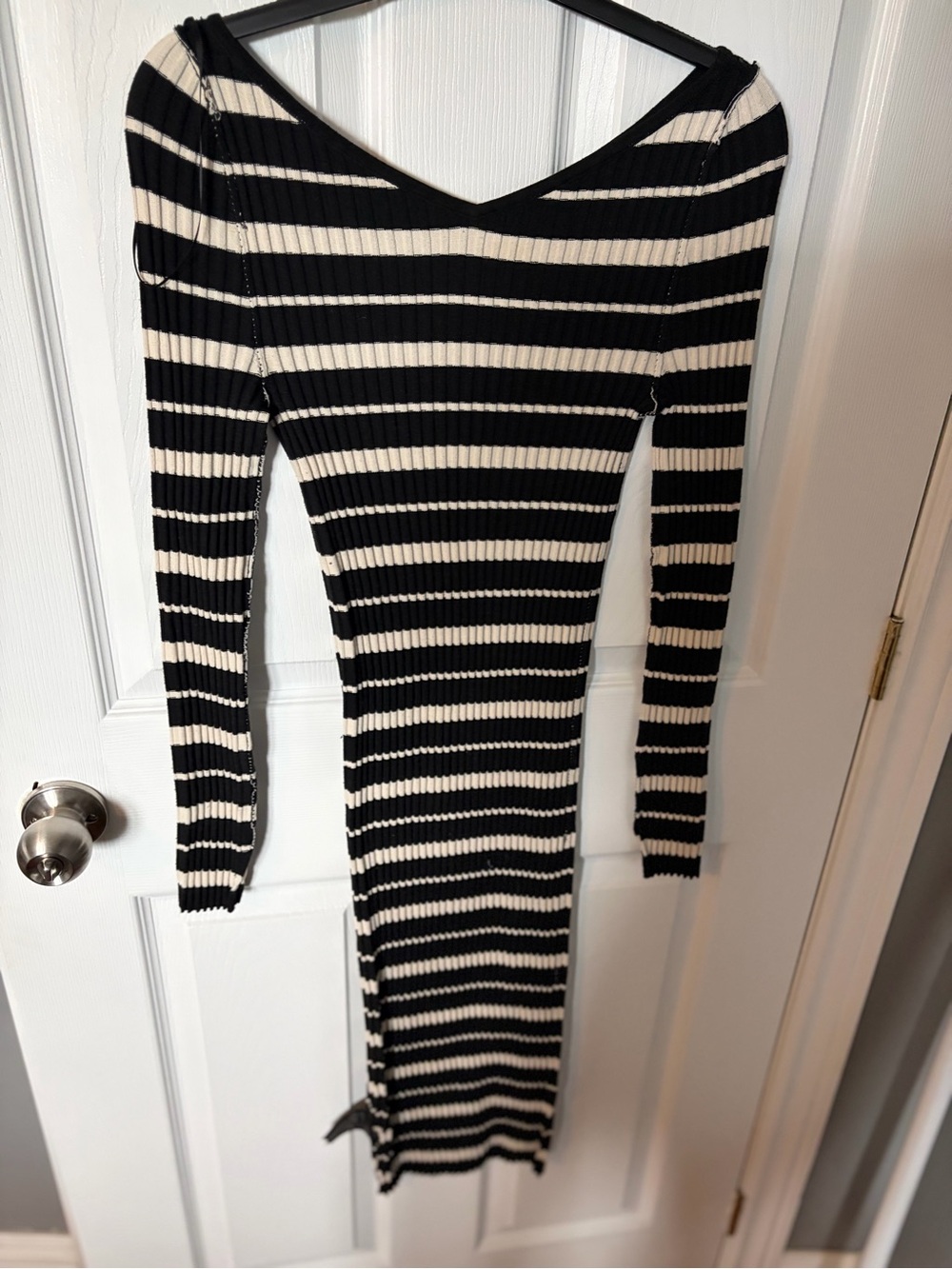 H&M Black and White Striped Ribbed Long-Sleeve Dress